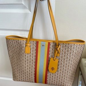 Tory Burch Gemini Link Canvas Tote (Authentic)